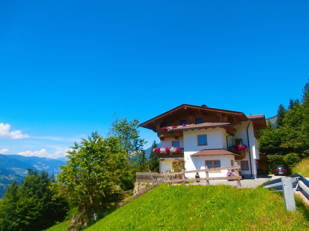 Landhaus Claudia Appartamento Zell am Ziller Esterno foto